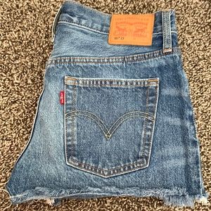 Levi’s 501 shorts